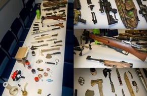 Polizeipräsidium Mittelhessen - Pressestelle Marburg-Biedenkopf: POL-MR: Ermittlungen wegen Bedrohung - Polizei stellt ganzes Waffenarsenal sicher