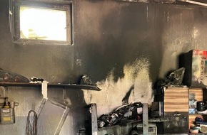 Feuerwehr Ahlen: FW-WAF: Feuer in KFZ Werkstatt