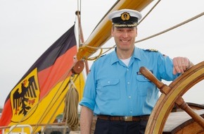 Presse- und Informationszentrum Marine: Segelschulschiff "Gorch Fock" unter neuem Kommando