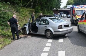 Polizeiinspektion Harburg: POL-WL: Vorfahrt missachtet- 22jährige verletzt