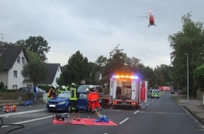 Feuerwehr Bergisch Gladbach: FW-GL: Schwerer Verkehrsunfall im Stadtteil Schildgen von Bergisch Gladbach