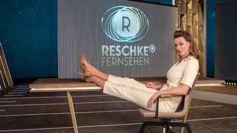 NDR / Das Erste: Vom Kanzler hin zu Glücksversprechen: "Reschke Fernsehen" mit vier neuen Folgen