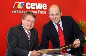 CEWE Stiftung & Co. KGaA: Finalplatz für CEWE COLOR beim Marken-Award 2010 (mit Bild) / Das CEWE FOTOBUCH gehört mit zu den Besten Neuen Marken
