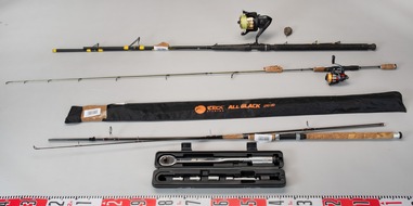 Polizei Lippe: POL-LIP: Barntrup-Sonneborn. Wem gehören diese Fundsachen?