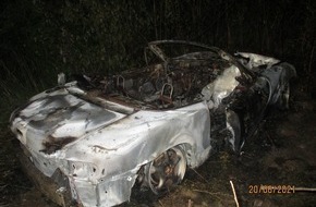 Polizei Rhein-Erft-Kreis: POL-REK: 210621-4: Auto brannte komplett aus - Zeugensuche