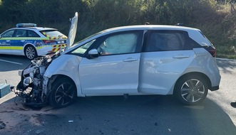 Polizeiinspektion Rockenhausen: POL-PIROK: Schwerer Verkehrsunfall - Biker tödlich verletzt - Autofahrer leicht verletzt