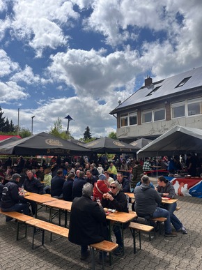 FW Weinheim: Sulzbach feiert seine Feuerwehr. Tag der offenen T&uuml;r zieht viele Besucher an