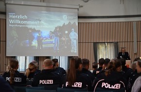 Polizeiinspektion Hildesheim: POL-HI: Begrüßung von 57 neuen Mitarbeitenden bei der Hildesheimer Polizei