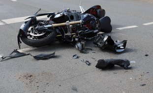 Polizei Minden-Lübbecke: POL-MI: Motorradfahrer wird bei Auffahrunfall auf Königstraße schwer verletzt