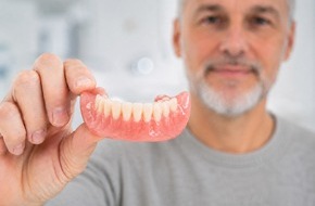 KU64 Zahn&auml;rzte Dr. Ziegler & Partner: Nat&uuml;rliche Optik, fester Halt: KU64 fertigt Zahnprothesen mit 3D-Druck im hauseigenen Dentallabor
