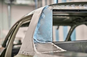 Skoda Auto Deutschland GmbH: Das zehnte Azubi Car: Ungewöhnliches Einzelstück würdigt das 130-jährige Unternehmensjubiläum
