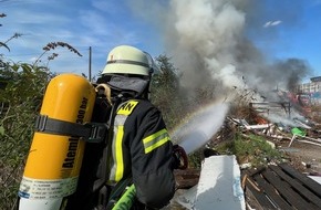Feuerwehr und Rettungsdienst Bonn: FW-BN: Feuer auf dem Gelände des ehemaligen Schlachthofes sowie Gasausströmung in Lengsdorf