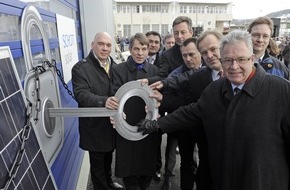 SCHOTT AG: Protest bei SCHOTT Solar gegen geplante EEG-Novelle