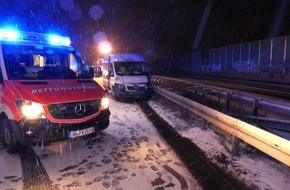 Feuerwehr Dortmund: FW-DO: Verkehrsunfall auf der B236