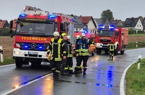 Feuerwehr Ense: FW Ense: Verkehrsunfall auf der B516