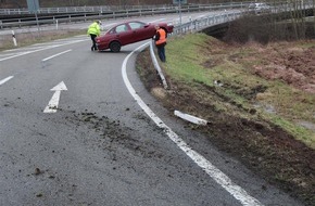 Polizeidirektion Kaiserslautern: POL-PDKL: Verkehrsunfall mit Sachschaden