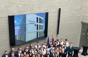 Hauptzollamt Koblenz: HZA-KO: Berufseinsteiger beim Hauptzollamt Koblenz Jetzt Karriere beim ZOLL starten!