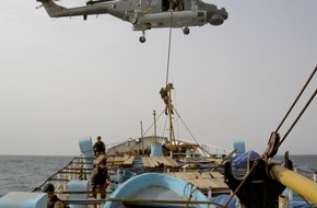 Presse- und Informationszentrum Marine: Deutsche Marine - Bilder der Woche: Fotobeispiele von Marinesoldaten im Einsatz unter anderem zum Boarding