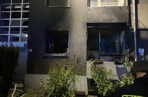 Feuerwehr Dortmund: FW-DO: Explosion in Lütgendortmund - Wohnung steht in Vollbrand