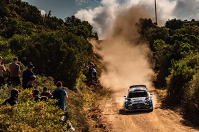 Alle drei Fiesta von M-Sport Ford erreichen das Ziel einer extrem harten Rallye Italien auf Sardinien