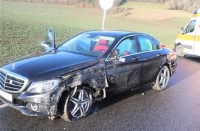 Polizeidirektion Kaiserslautern: POL-PDKL: Verkehrsunfall bei tiefstehender Sonne