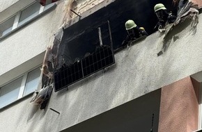 Feuerwehr Essen: FW-E: Wohnungsbrand in Mehrfamilienhaus - zwei Wohnungen unbewohnbar
