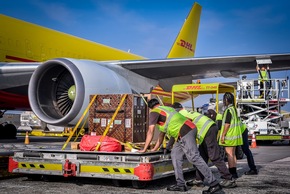 PM: Die ungewöhnlichsten DHL-Lieferungen 2025 – ein besonderer Jahresrückblick des Weltmarktführers der Logistik / PR: The Most Unusual DHL Deliveries 2025 – A Special Year-End Review of the Global Market Leader in Logistics