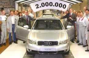 Audi AG: Produktions-Jubiläum der erfolgreichsten Modellreihe /
Zweimillionster Audi A4 in Ingolstadt gefertigt