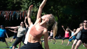 FitX: FitX feiert #BeActive Days zur Europäischen Woche des Sports mit kostenlosen Outdoor-Kursen am Essener Baldeneysee