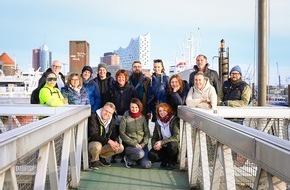 Der andere Fotograf GmbH: Schulfotos, die Spaß machen: Wie „Der andere Fotograf“ aus Hamburg die Branche revolutioniert