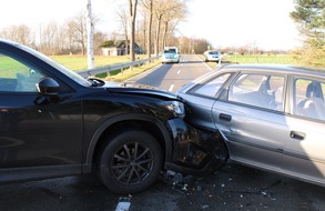 Polizei Minden-Lübbecke: POL-MI: Kollision in Wehe - Beifahrerin schwer verletzt