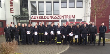 Feuerwehr Dortmund: FW-DO: Gruppenführerlehrgang mit Erfolg beendet