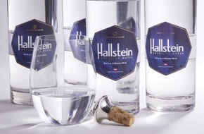 Hallstein Water: Hallstein Artesian Water jetzt in Glasflaschen / Ungefiltert, unbehandelt und kompromisslos ist Hallstein Water, das reinste Wasser der Welt, jetzt auch in 100% recycelten Glasflaschen erhältlich