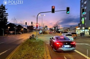 Polizeipräsidium Westpfalz: POL-PPWP: Unfall auf der Kreuzung - wer hatte "Grün"?