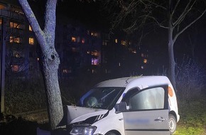 Polizeiinspektion Schwerin: POL-SN: Verkehrsunfall mit zwei Verletzten in Schwerin