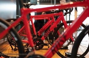 ROSE Bikes GmbH: Preissteigerung in der Bike Branche: Rose Bikes sichert Kunden die alten Preise bis zum 25. März 2021 zu