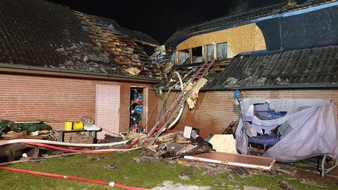 Kreisfeuerwehrverband Hzgt. Lauenburg: FW-RZ: Feuer in einem Mehrfamilienhaus in Aumühle