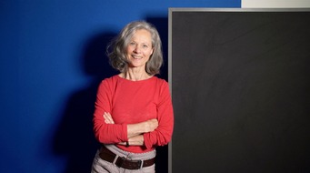 WDR Westdeutscher Rundfunk: DEUTSCHER KAMERAPREIS 2025 ehrt Jenny Schenk