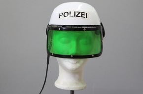 Polizeipräsidium Mittelhessen - Pressestelle Lahn - Dill: POL-LDK: + Dieb mit Kinderpolizeihelm + Motorradfahrer stürzt mit Sozius + Dacia zerkratzt + Audischeiben eingeschlagen +