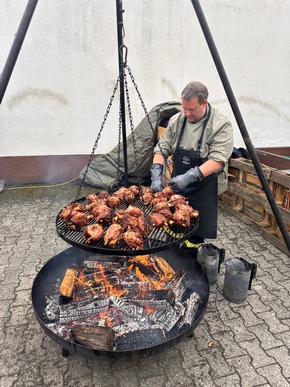 FW Weinheim: Sulzbach feiert seine Feuerwehr. Tag der offenen T&uuml;r zieht viele Besucher an