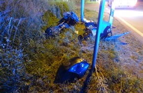 Polizeiinspektion Nienburg / Schaumburg: POL-NI: Kradfahrer nach Unfall auf B83 schwer verletzt: