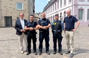 Polizeipr&auml;sidium Trier: POL-PPTR: Im Doppelpack f&uuml;r Sicherheit und B&uuml;rgern&auml;he: Polizei und Ordnungsamt gemeinsam in Trier auf Streife