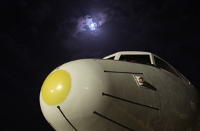 Presse- und Informationszentrum Marine: Deutsche Marine - Bilder der Woche: Nachts am dem Horn von Afrika - Deutsche Marineflieger im Einsatz
