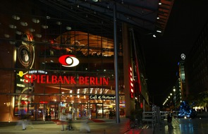 Spielbank Berlin: Faites Votre Jeu / Die Spielbank Berlin am Potsdamer Platz feiert ihren 30. Geburtstag mit spektakulären Aktionen