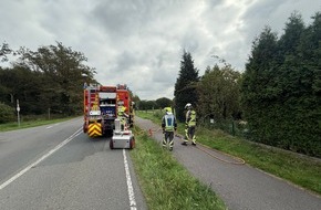 Freiwillige Feuerwehr Hünxe: FW Hünxe: Brand einer Gartenlaube - Anwohner verhindern Schlimmeres