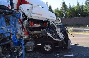Polizeipräsidium Westpfalz: POL-PPWP: Unfälle auf der Autobahn