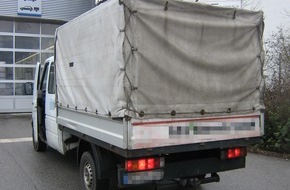 Polizei Mettmann: POL-ME: Polizei zieht völlig maroden Transporter aus dem Verkehr - Velbert - 2201069
