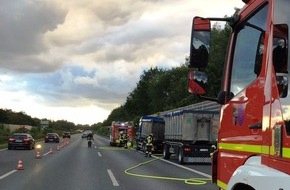 Feuerwehr Gelsenkirchen: FW-GE: Brennender LKW auf Autobahn - Feuerwehr verhindert schlimmeres