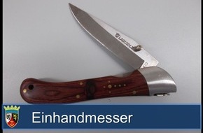 Polizeipräsidium Rheinpfalz: POL-PPRP: Einhandmesser bei Personenkontrollen aufgefunden