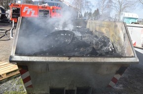 Polizeiinspektion Hildesheim: POL-HI: Containerbrand in Groß Düngen